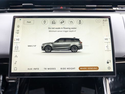 Used 2025 Land Rover Range Rover Sport Dynamic SE image 27