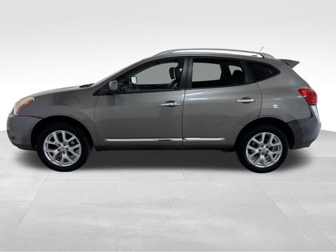 Used 2011 Nissan Rogue SV w/ SL Pkg image 5