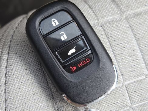 Certified 2024 Honda HR-V LX image 32
