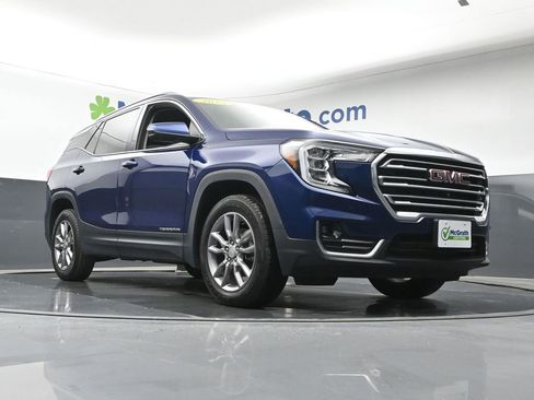 Used 2022 GMC Terrain SLT w/ Infotainment Package II image 23