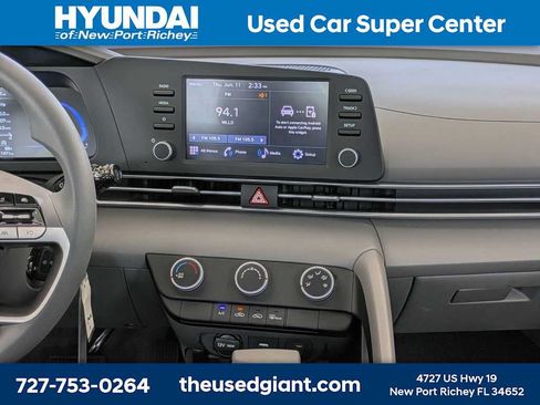 Used 2025 Hyundai Elantra SE FWD image 18