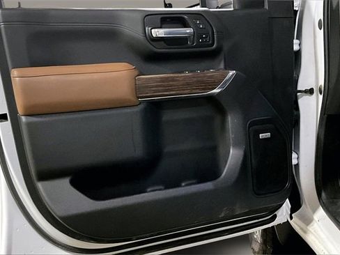 Used 2022 Chevrolet Silverado 3500 High Country image 12