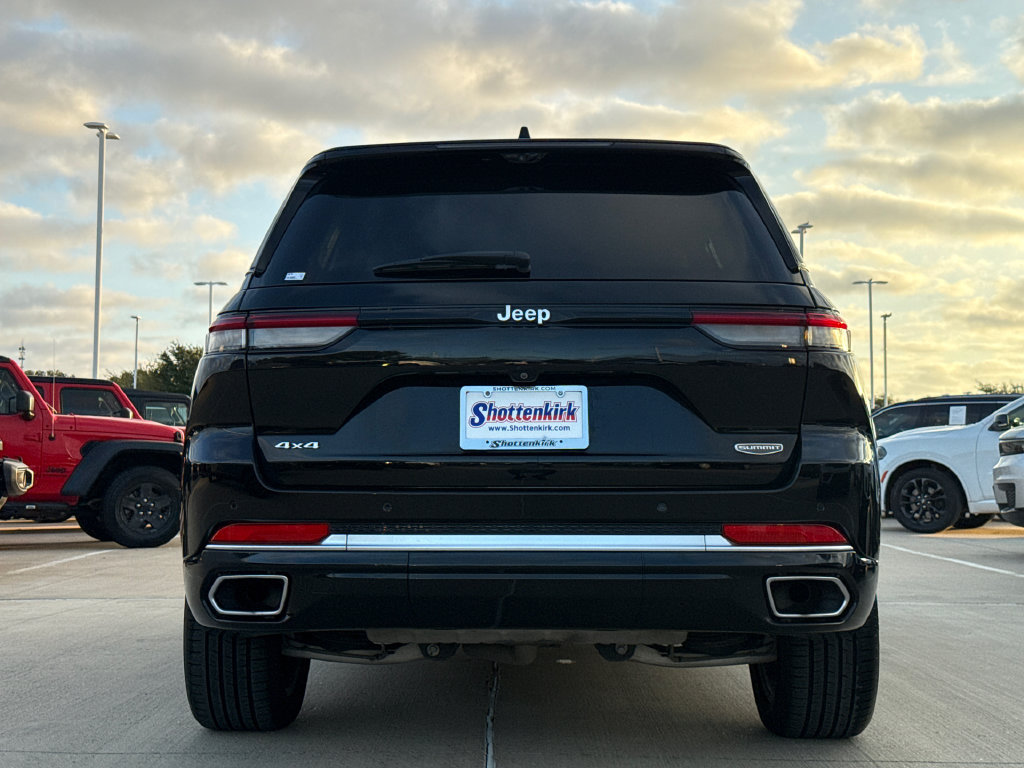 Used 2024 Jeep Grand Cherokee Summit w/ Adv Protech Group IV AWD/4WD image 7
