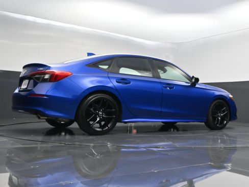 Used 2023 Honda Civic Sport image 42