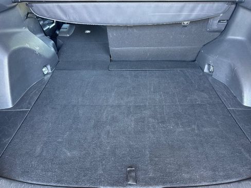 Used 2024 Toyota RAV4 XLE FWD image 23