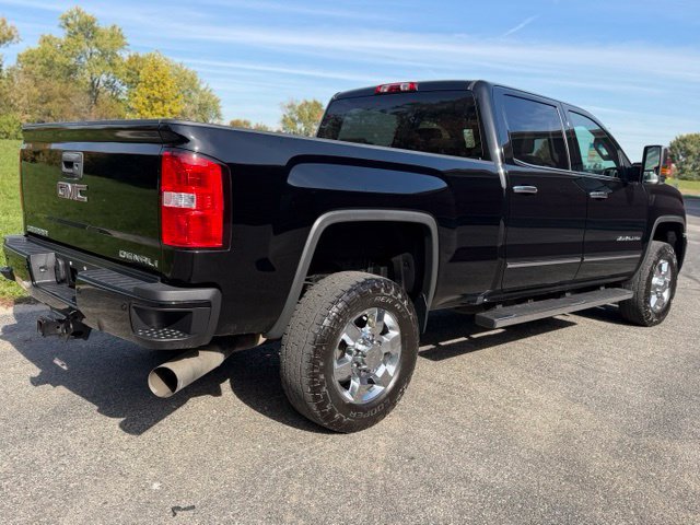 Used 2016 GMC Sierra 3500 Denali w/ Duramax Plus Package AWD/4WD image 3
