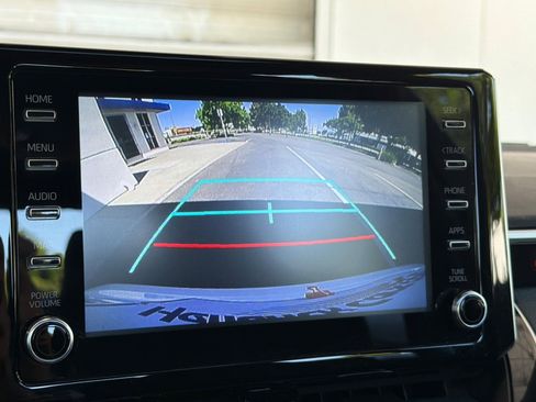 Used 2020 Toyota Corolla SE w/ SE Premium Package FWD image 24