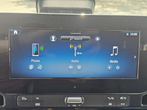 Used 2025 Mercedes-Benz Sprinter 2500 image 27