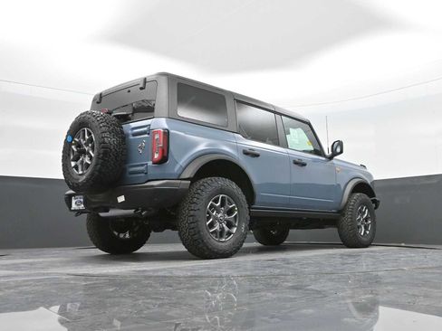 New 2025 Ford Bronco Badlands image 63