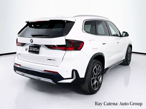 Used 2023 BMW X1 xDrive28i w/ Convenience Package AWD/4WD image 7