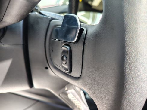 Certified 2024 Jeep Grand Cherokee Altitude image 26