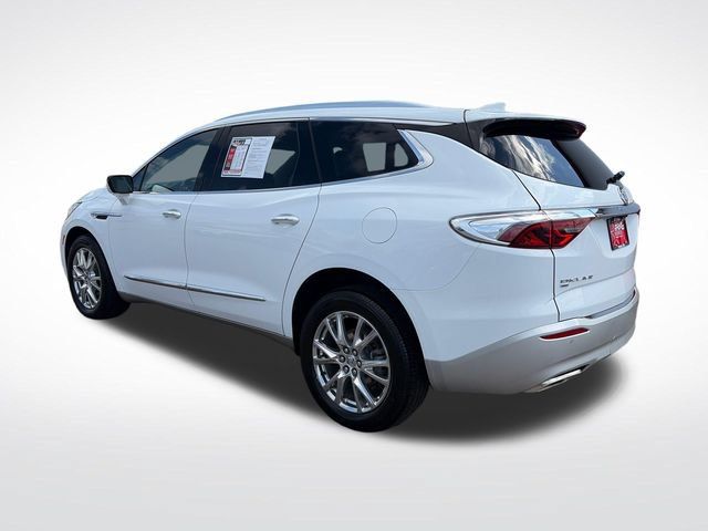 Used 2023 Buick Enclave Premium w/ Experience Buick Package AWD/4WD image 4