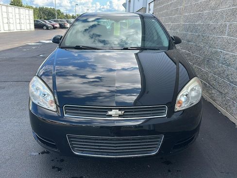 Used 2011 Chevrolet Impala LS FWD image 4