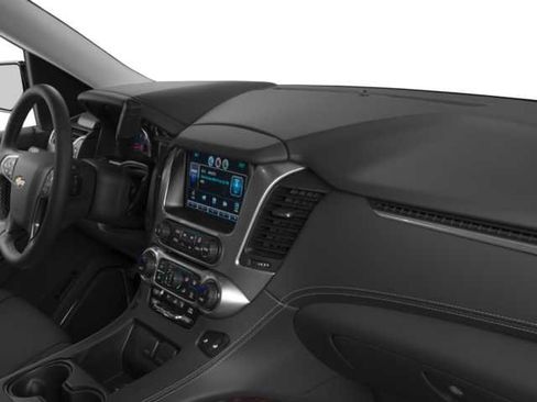 Used 2016 Chevrolet Suburban LT w/ LT Signature Package AWD/4WD image 14