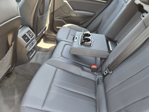 Used 2020 Audi SQ5 Prestige w/ Prestige Package AWD/4WD image 40