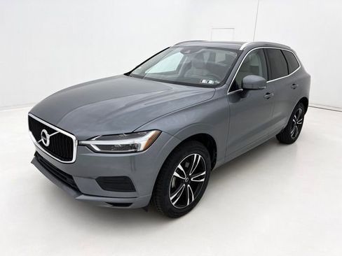 Used 2020 Volvo XC60 T5 Momentum w/ Protection Package Premier AWD/4WD image 7