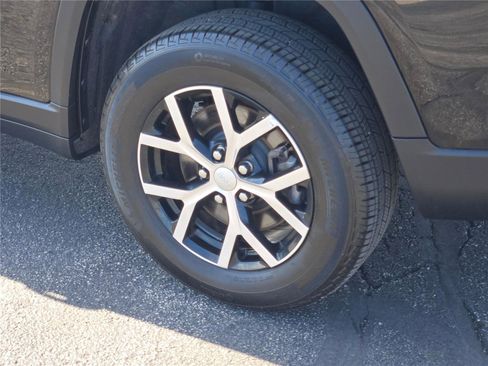 Certified 2025 Jeep Grand Cherokee L Limited image 20