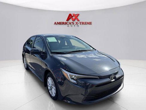 Used 2026 Toyota Corolla LE w/ LE Premium Package AWD/4WD image 7