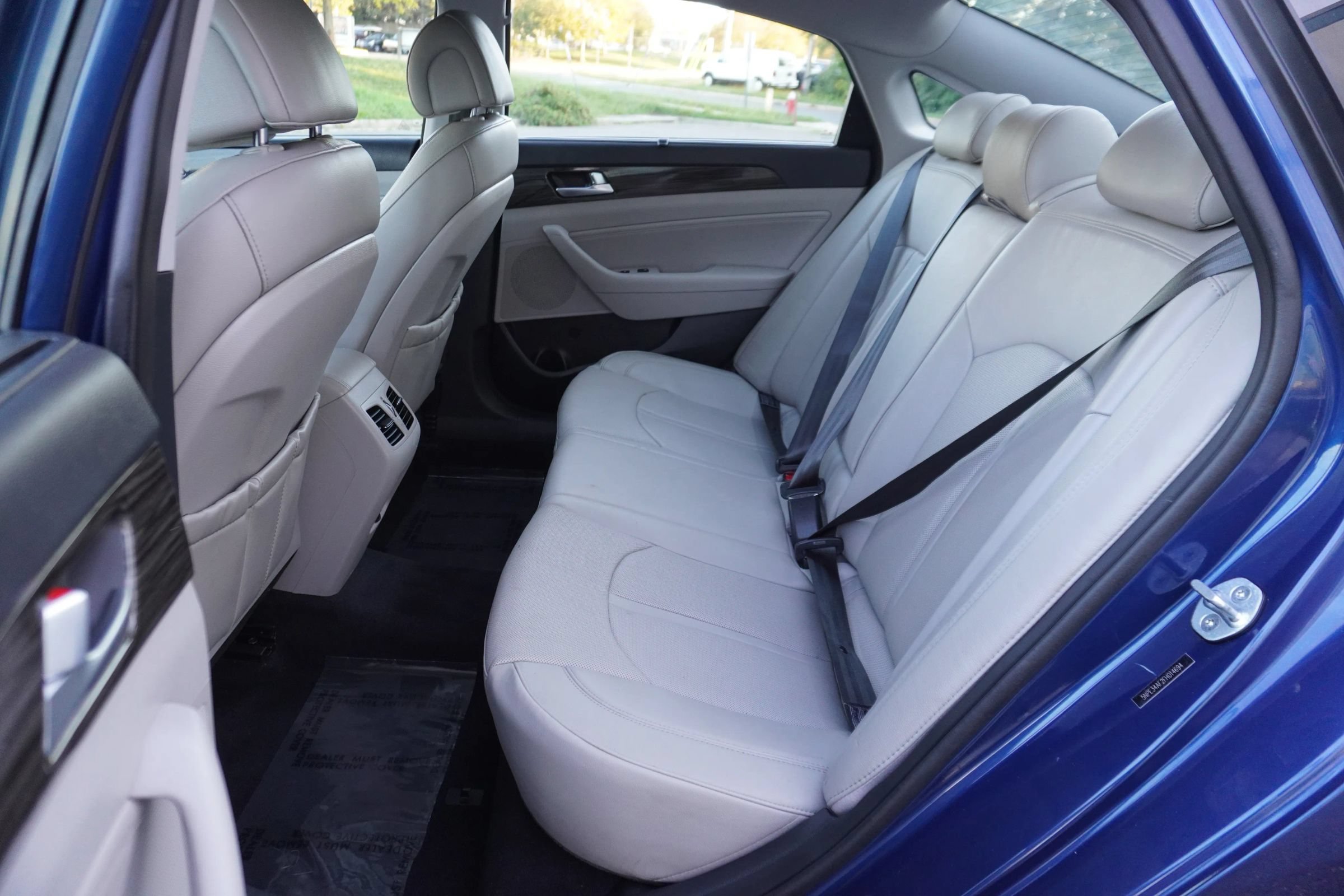 Used 2015 Hyundai Sonata Limited FWD image 10