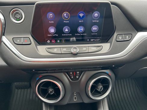 Used 2020 Chevrolet Blazer LT w/ LPO, Black Grille Bar Package image 11