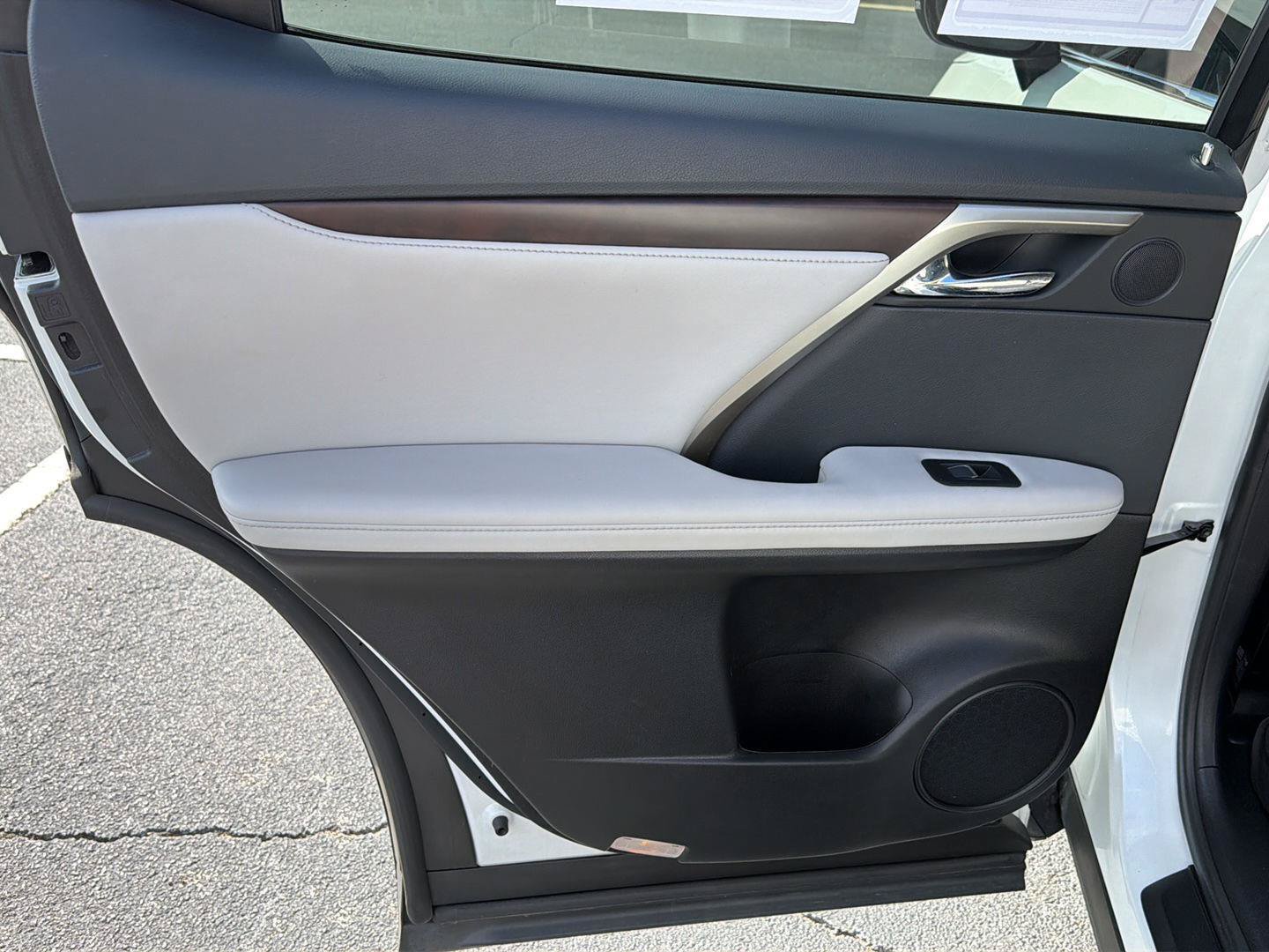 Used 2022 Lexus RX 350 FWD w/ Premium Package image 17