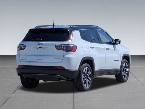 Used 2024 Jeep Compass Limited AWD/4WD image 5