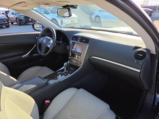 Used 2014 Lexus IS 350C w/ Luxury Package RWD image 18