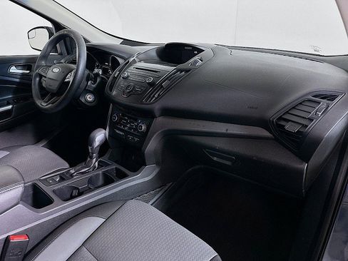 Used 2018 Ford Escape SE FWD image 28