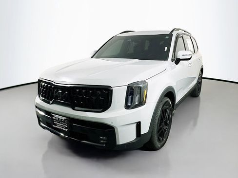 Used 2025 Kia Telluride SX X-Line AWD/4WD image 3