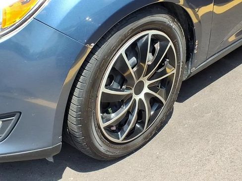 Used 2018 Ford Focus Titanium FWD image 27