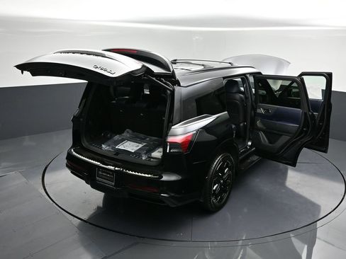 New 2026 INFINITI QX80 SPORT image 38