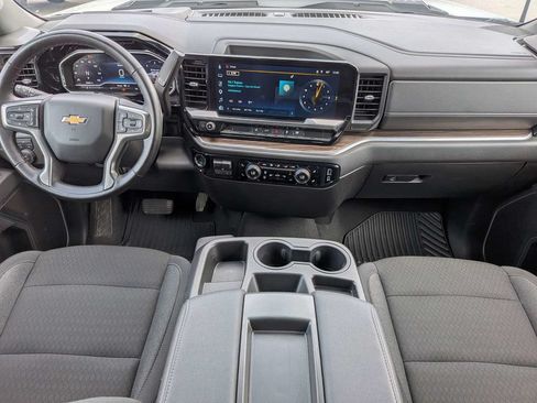 Used 2025 Chevrolet Silverado 2500 LT w/ Convenience Package AWD/4WD image 14