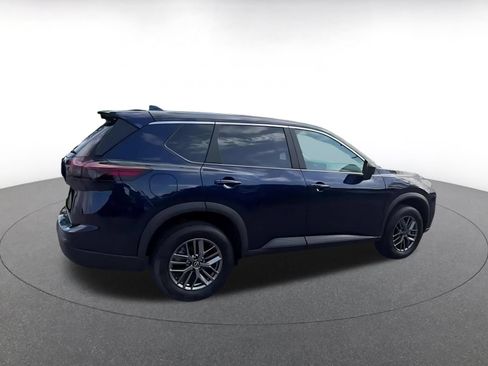 Used 2026 Nissan Rogue SV FWD image 15