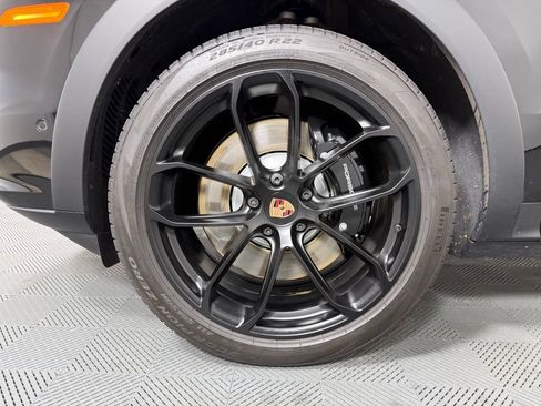 Certified 2026 Porsche Cayenne S AWD/4WD image 11