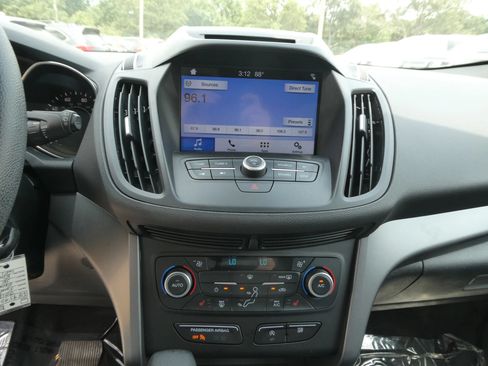 Used 2018 Ford Escape SE w/ SE Sync 3 Package FWD image 20