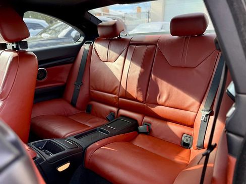 Used 2011 BMW M3 Coupe w/ Convenience Pkg image 24