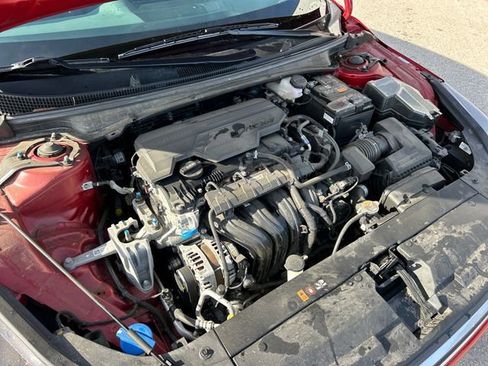 Used 2025 Kia K4 LXS image 32