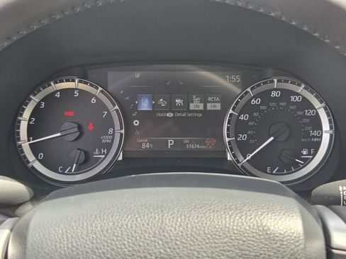 Used 2024 Toyota Highlander XLE FWD image 22
