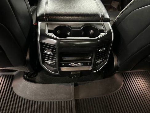 Used 2022 RAM 1500 Laramie AWD/4WD image 26