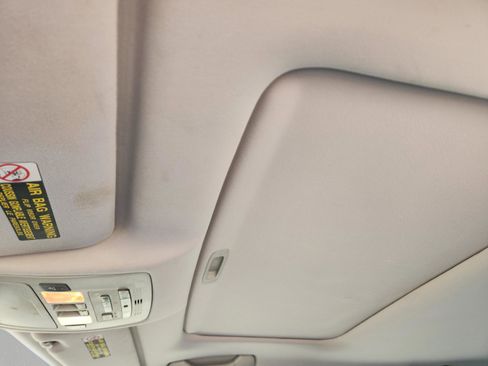 Used 2011 Lexus ES 350 image 35