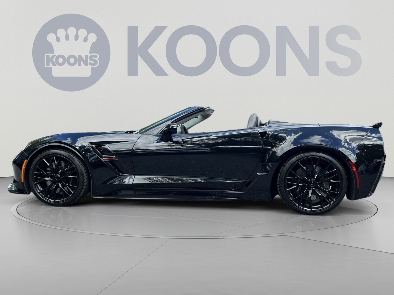 Used 2018 Chevrolet Corvette Grand Sport RWD image 7
