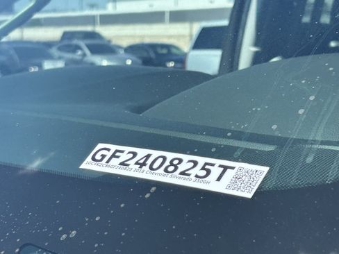 Used 2016 Chevrolet Silverado 3500 LT w/ LT Convenience Package AWD/4WD image 20
