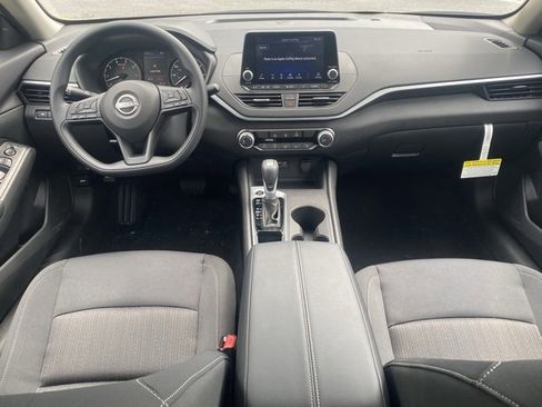 New 2025 Nissan Altima 2.5 S image 32