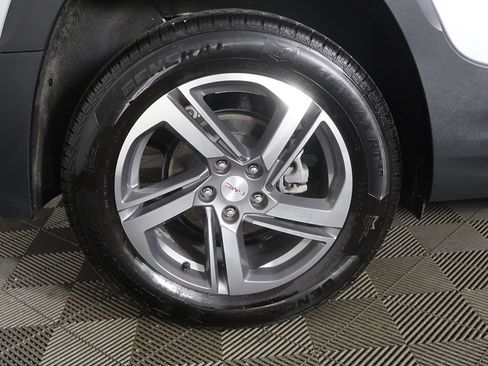 Used 2021 GMC Terrain SLT w/ Infotainment Package II AWD/4WD image 22