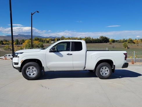New 2026 Nissan Frontier S image 2