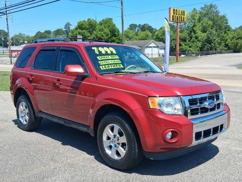 Used 2011 Ford Escape Limited FWD image 3