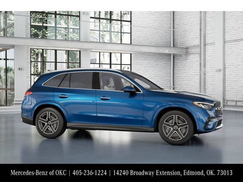 New 2026 Mercedes-Benz GLC 300 4MATIC image 14
