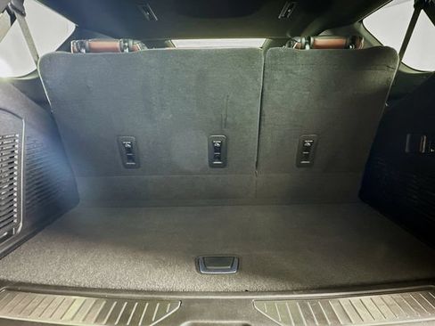 Certified 2024 GMC Yukon Denali Ultimate AWD/4WD image 33