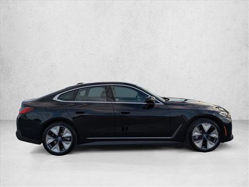 Certified 2023 BMW i4 eDrive35 w/ Premium Package image 4