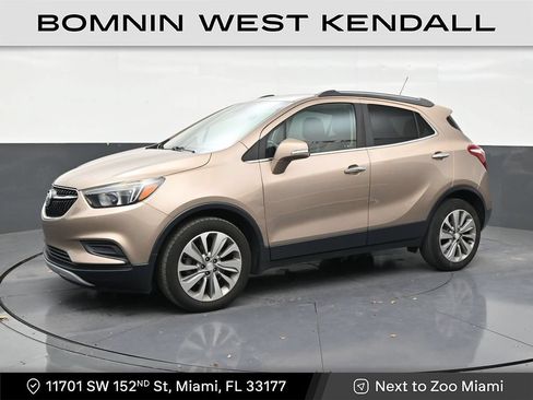 Used 2019 Buick Encore Preferred FWD image 1